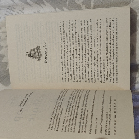 The bookshop on the Shore by Jenny Colgan.  📖Paperback - Picture 4 of 4